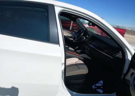 2014 BMW X6 xDrive35I z USA, uszkodzony, nr VIN 5UXFG2C58E0C44092